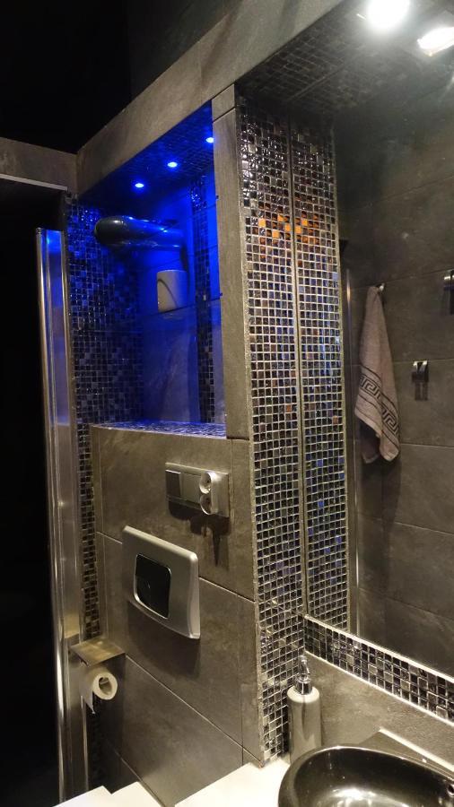 Apartament Neon Гдиня Екстериор снимка